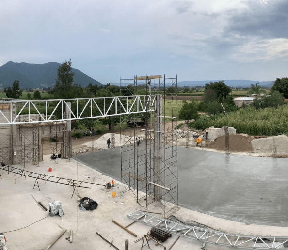 En construcción - Bodega Exsotec GDL