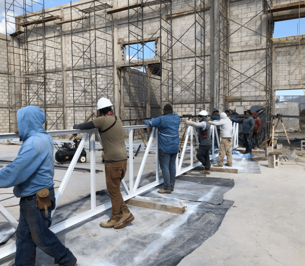 En construcción - Bodega Exsotec GDL